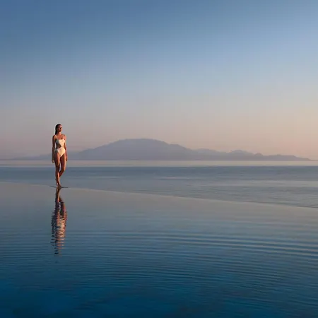 Lesante Blu - The Leading Of The World, Adults Only 5*