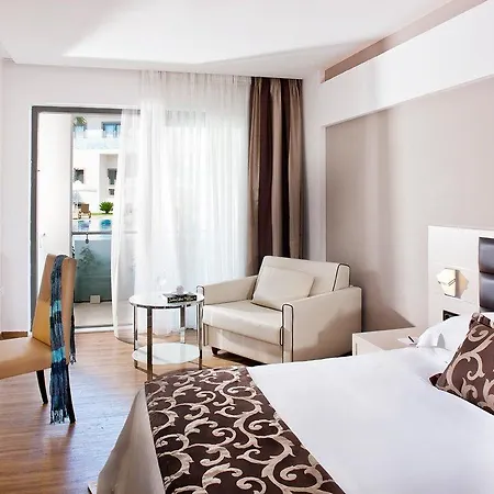 Lesante Blu, A Member Of The Leading Of The World - Adults Only 5*