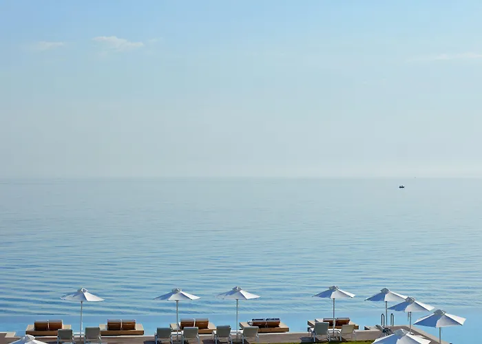 Lesante Blu - The Leading Of The World, Adults Only 5* Tragaki